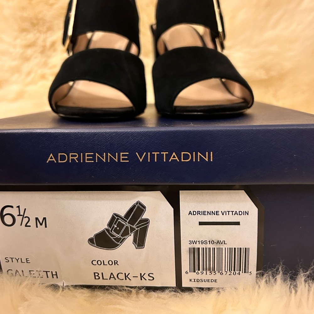 Adrienne Vittadini Black Suede Block Heel Sandals with Gold Buckle Size 6.5